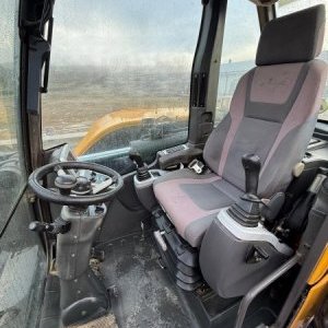 foto 14t bagr kladivo vidle 4lopaty Mecalac 714