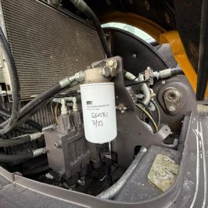 foto 14t bagr kladivo vidle 4lopaty Mecalac 714